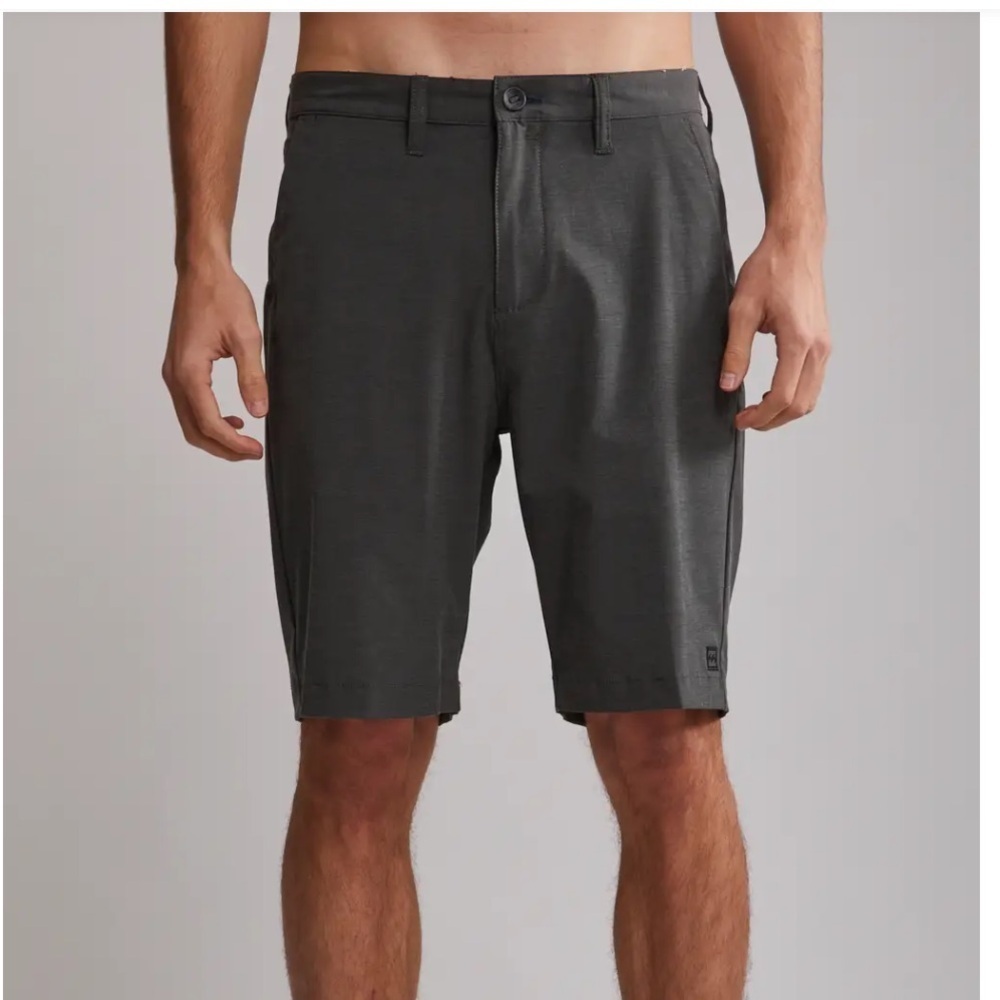 Billabong Men's Crossfire Submersible hybrid Shorts in color Asphalt Size 30